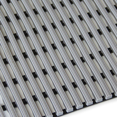 Assoalho impermeável Mat Non Slip Open Grid da segurança do PVC 90 Cm